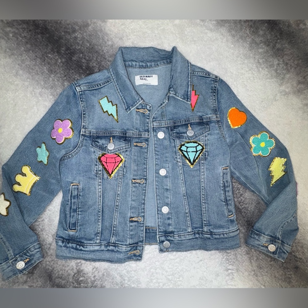 (B4) Old Navy Girls Custom Patch Denim Jacket Size‎ M 8 Blue Jean Trucker Boho